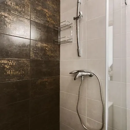 Daire A_or_ B_luxflat_2br_2ba_vaci Street